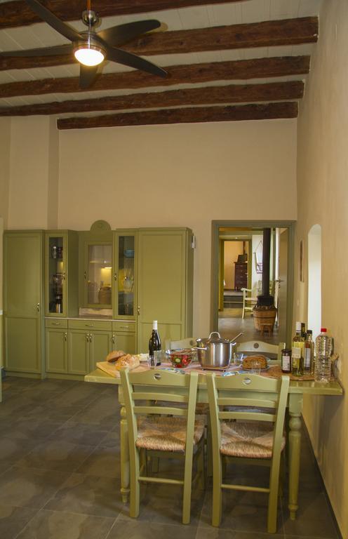 Agapi Holiday House Sívas المظهر الخارجي الصورة
